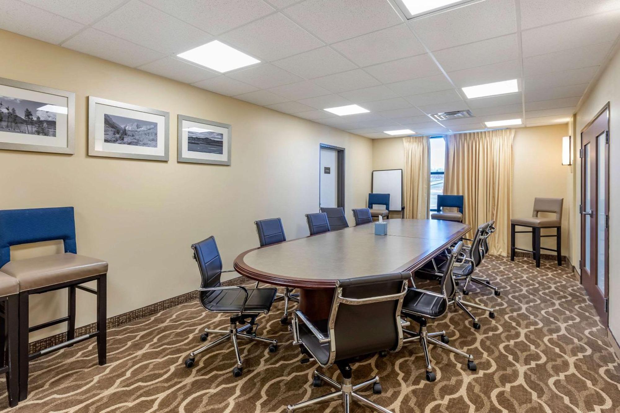 Comfort Suites Near Denver Downtown Ngoại thất bức ảnh