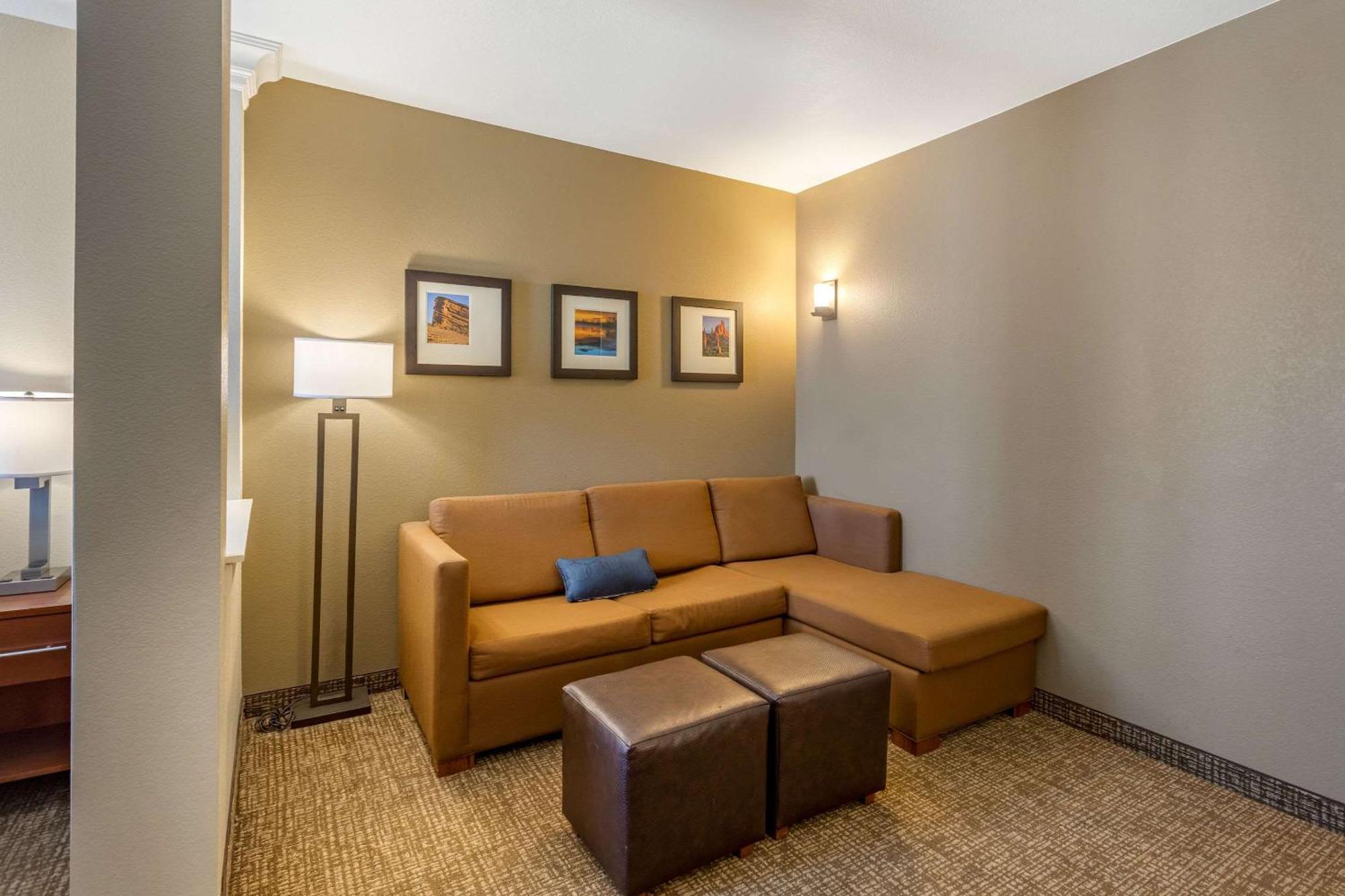 Comfort Suites Near Denver Downtown Ngoại thất bức ảnh