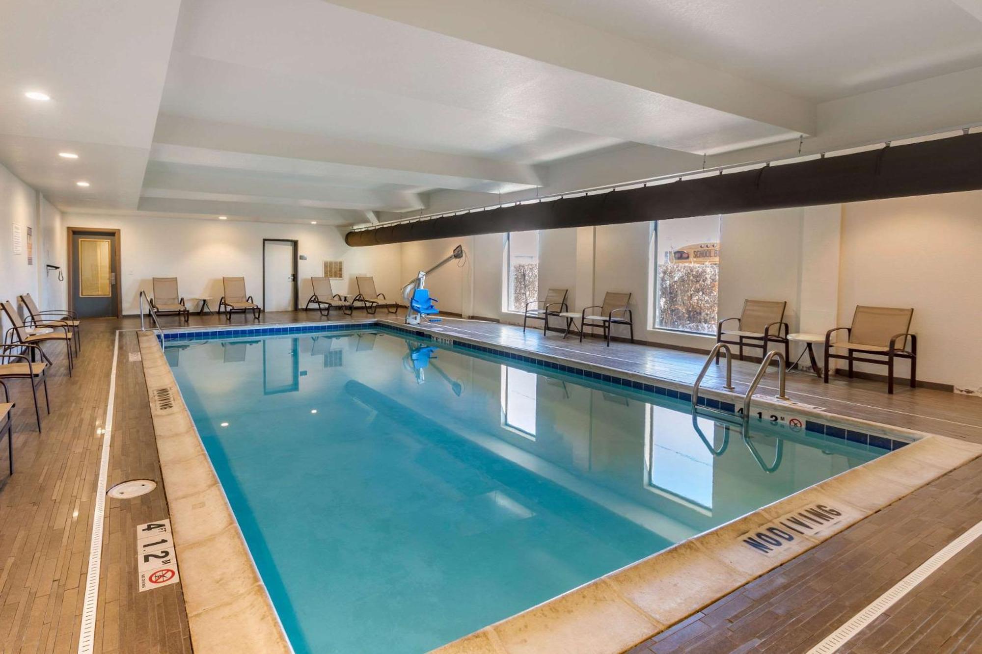 Comfort Suites Near Denver Downtown Ngoại thất bức ảnh