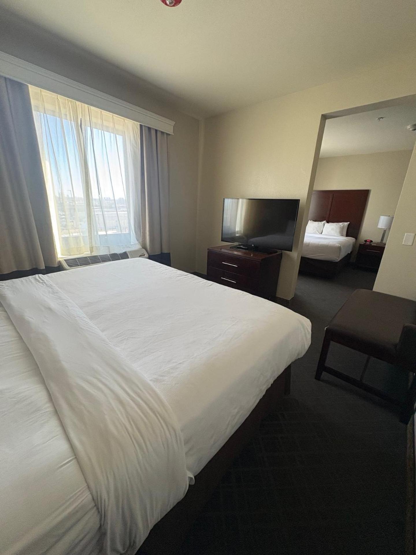 Comfort Suites Near Denver Downtown Ngoại thất bức ảnh